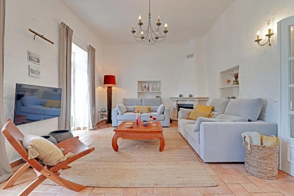 Quinta da Galina by Portucasa