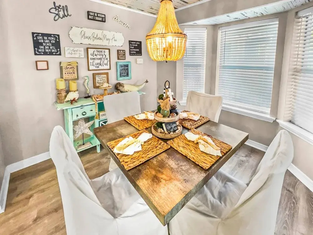 Mary Ann's Turquoise Turtle by Destin Getaways