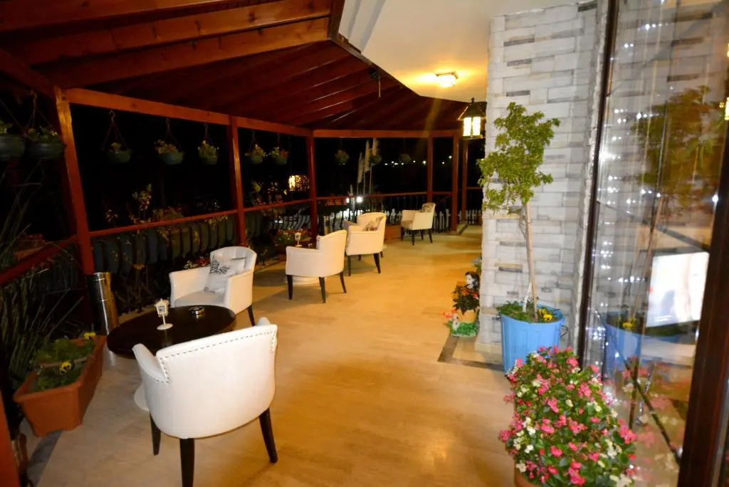 Velena Hotel