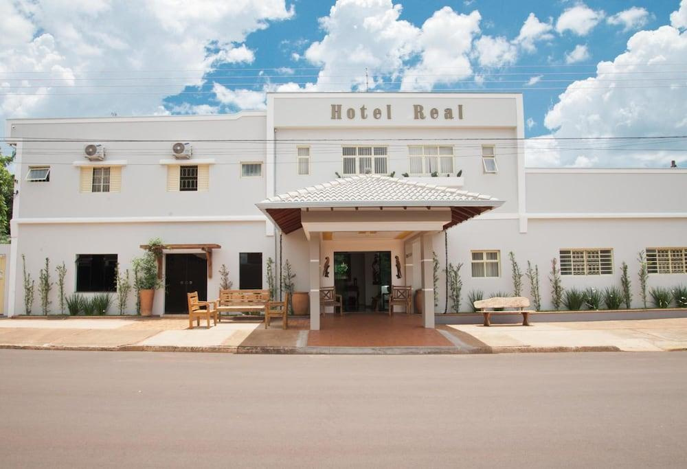 Hotel Real