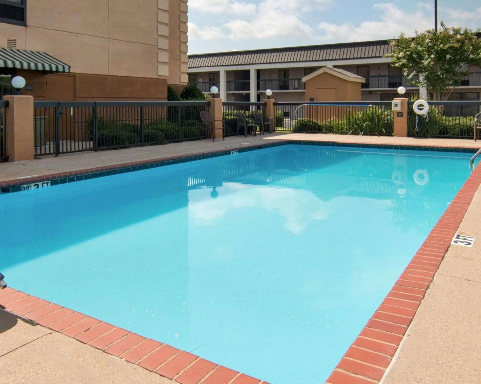 Comfort Suites Monroe