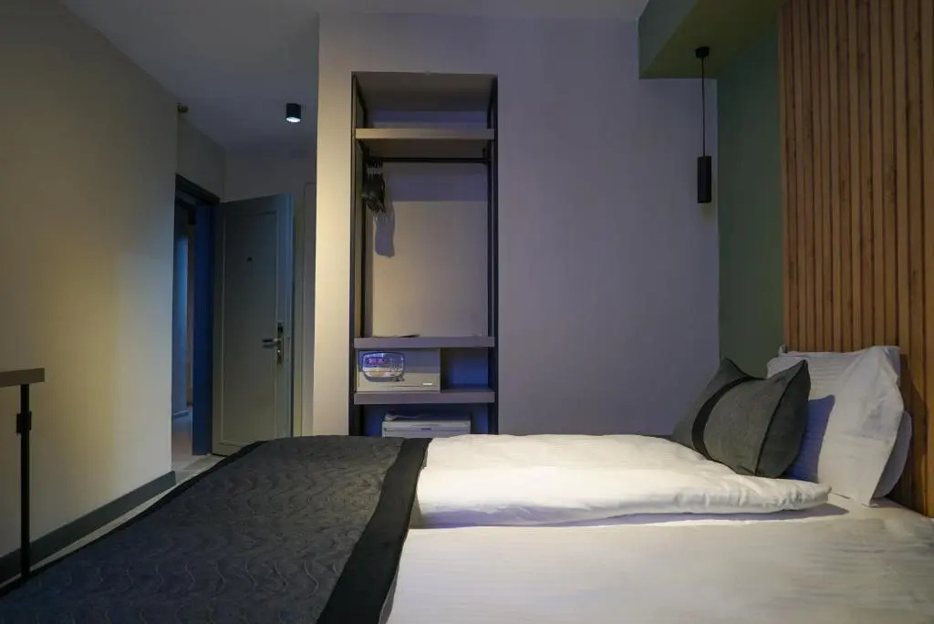 Polek Hotel