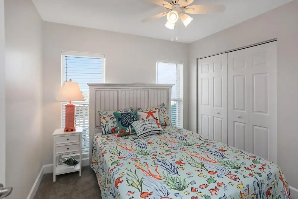 Surfside 17