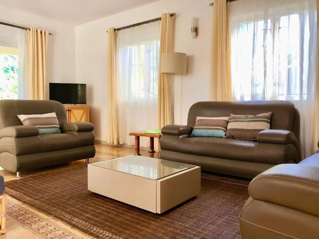 Le Palmier - 4 bedrooms BeachFront villa - Gated Complex