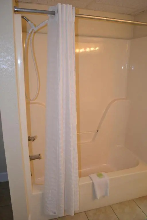 River Place Condos 609 1BD, 2 Bath