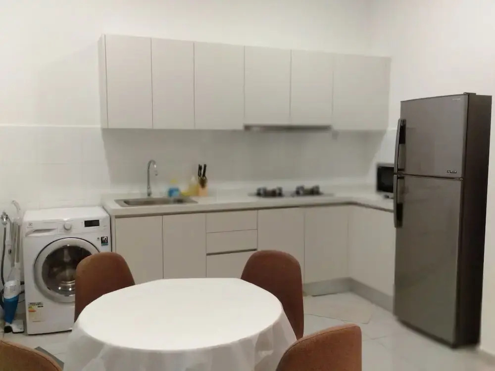 Summer Studio 2 - One South