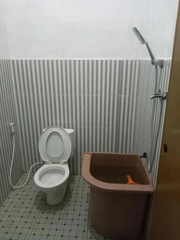 HOTEL NANGIN VIEW - Bukit Lawang