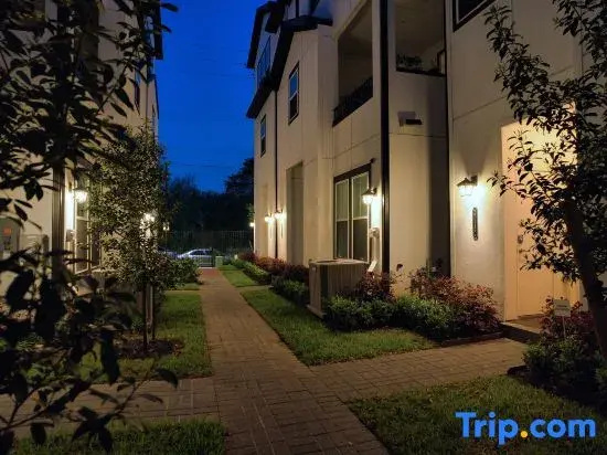 The Houston Reston: Serene Retreat near TMC & NRG