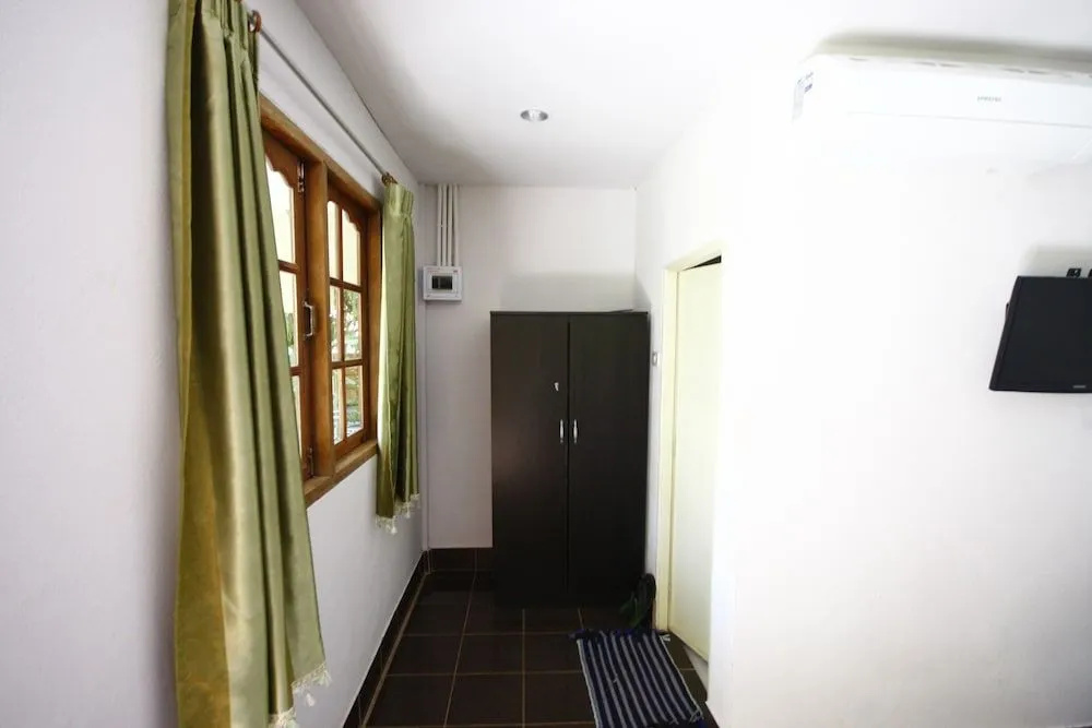 Areeya Resort