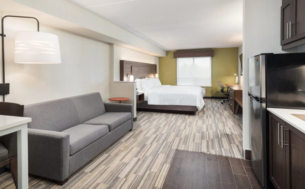 Holiday Inn Express Hotel & Suites Milton by IHG