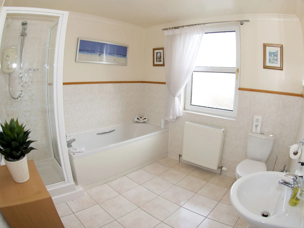 Daviot Guest House