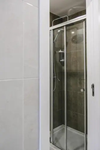 4U Lisbon VI Guesthouse Airport