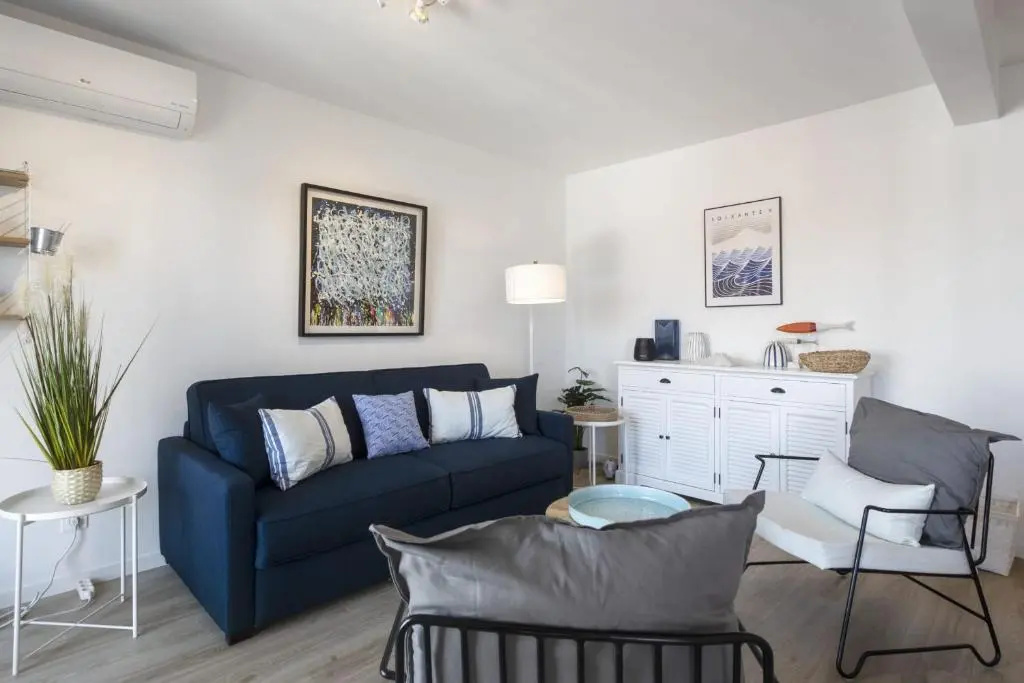 Superb 3 stars flat w balcony in the heart of Saint-Jean-de-Luz - Welkeys