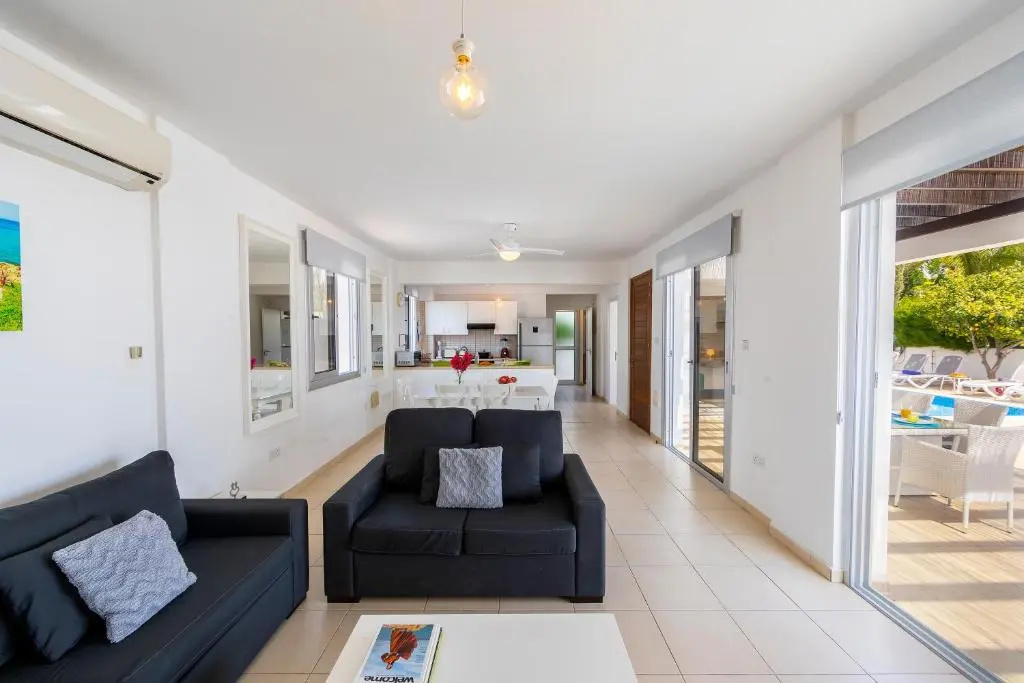 Protaras Sapphire Seaside Villa