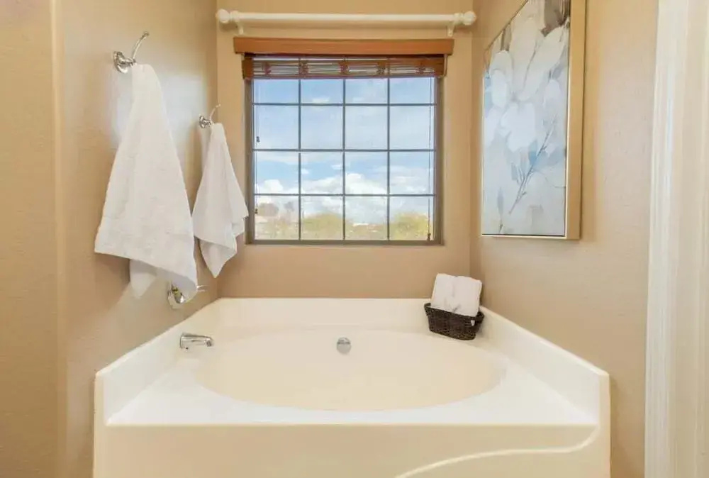 Casa Alessia 4br Home & Heated Pool 4 Bedroom Home