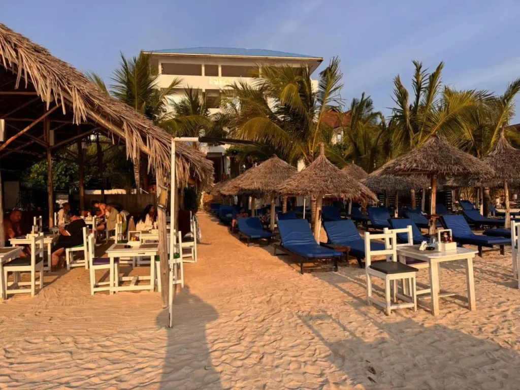 SunSeaBar Beach Resort