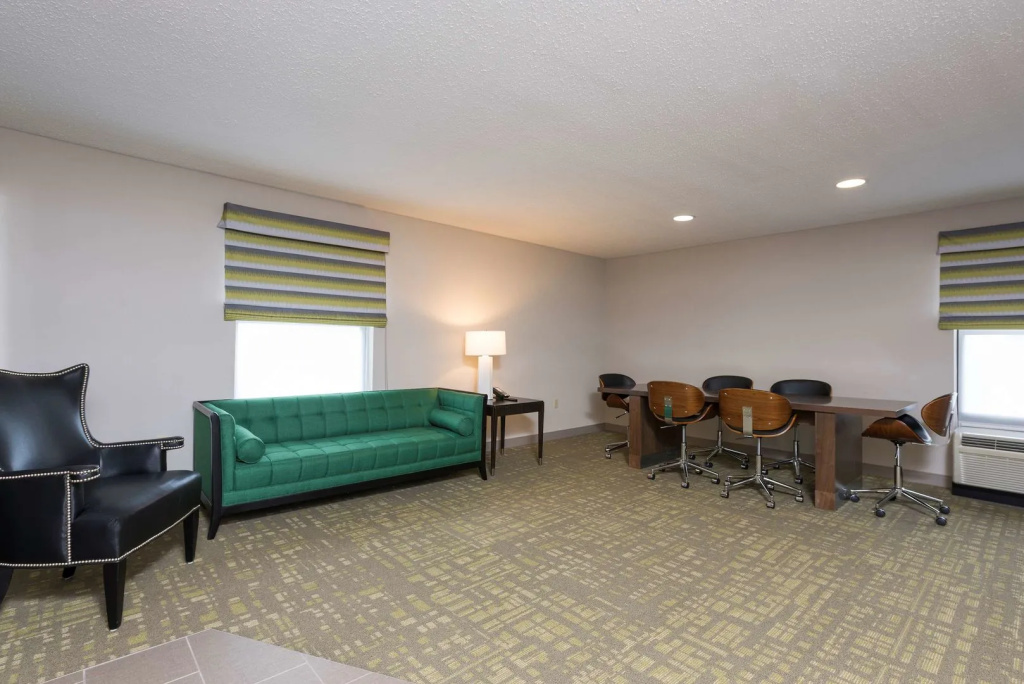Hampton Inn & Suites East Lansing