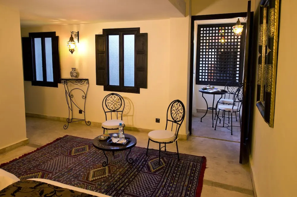 Riad Signature