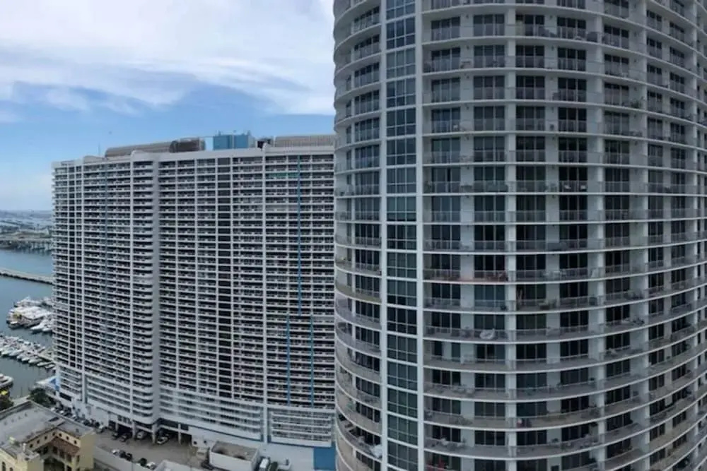One Bedroom Apartment in Skyrise