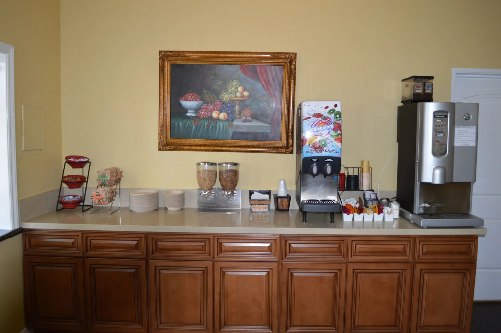 Dynasty Suites Redlands