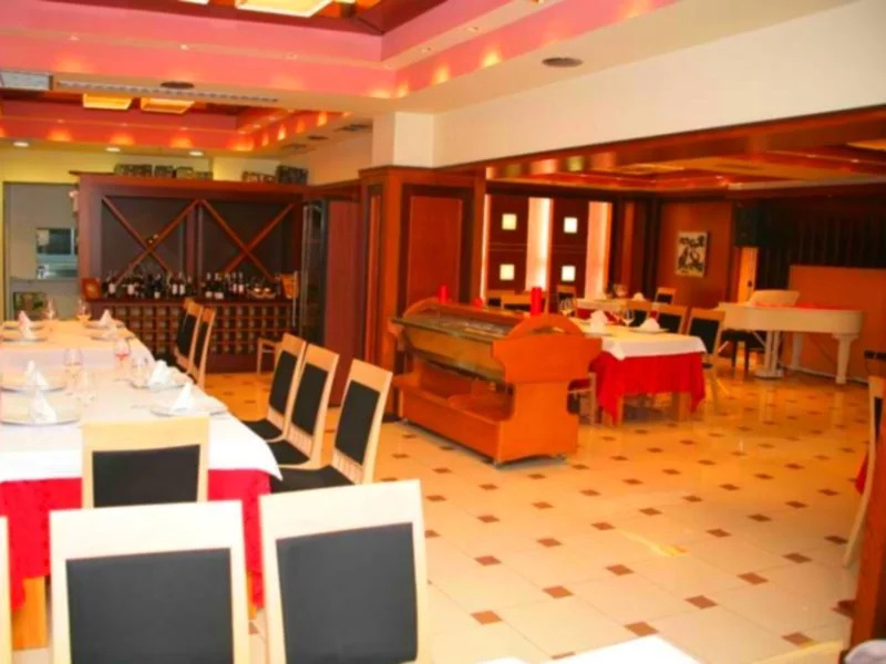 White Dream Hotel