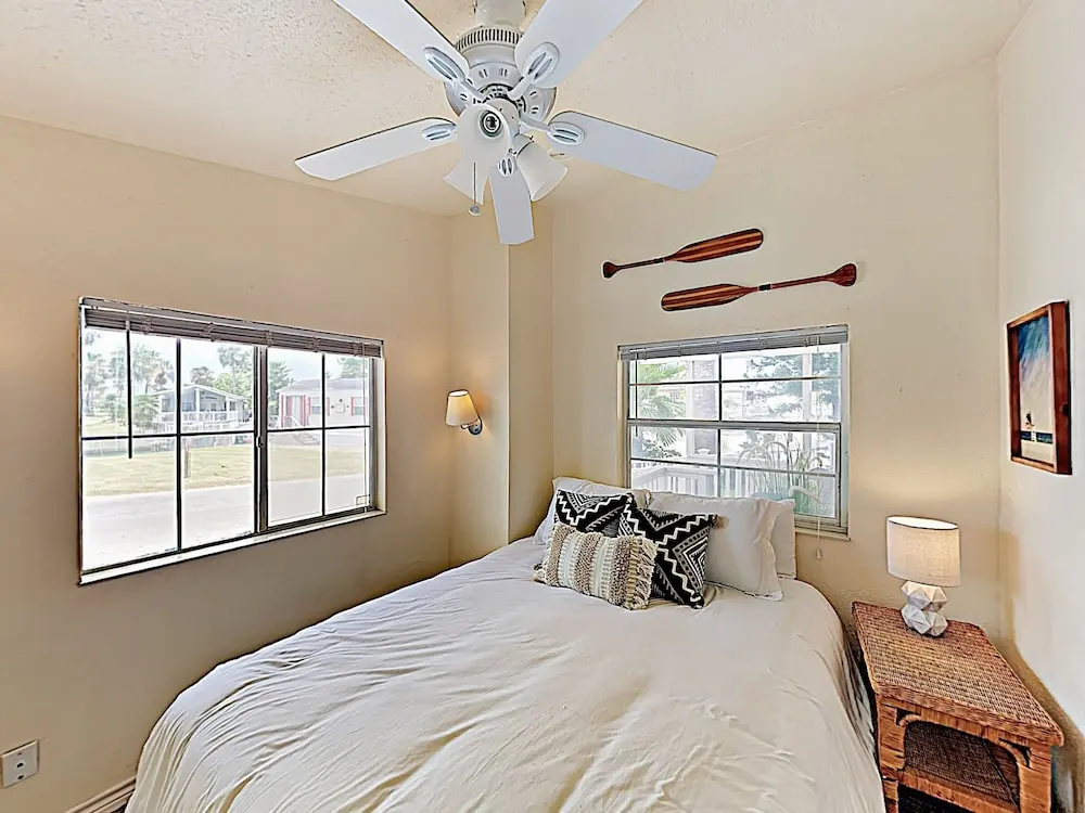 819 Port Isabel - 2 Br Cottage
