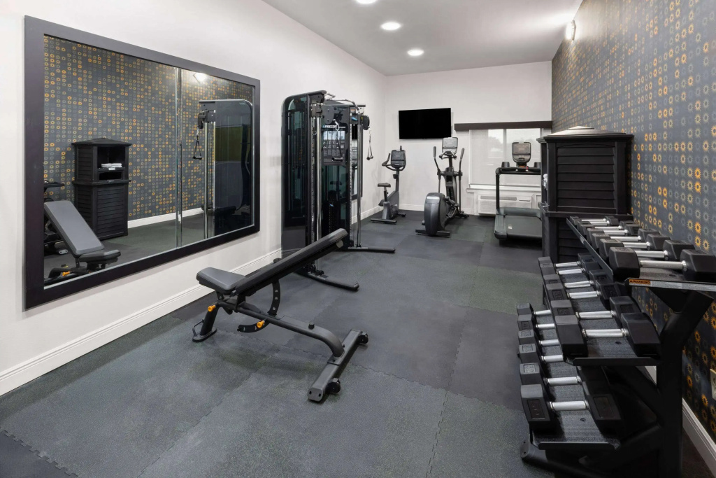 La Quinta Inn & Suites by Wyndham Angleton