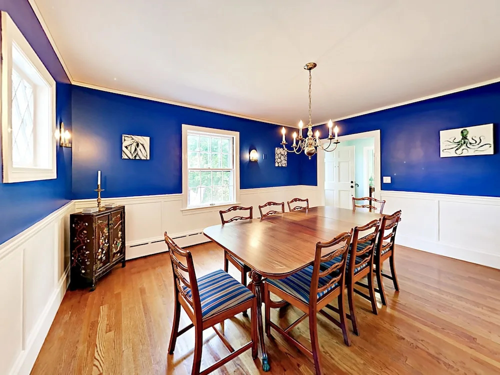 39 Spruce Street Home 5 Bedrooms 3 Bathrooms Home