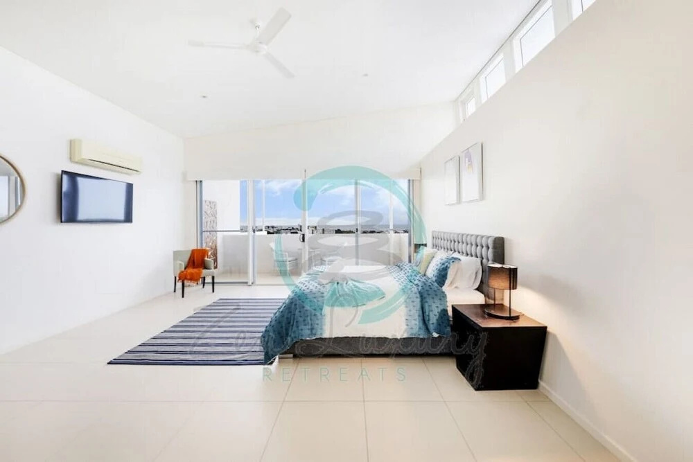 ZEN LUXURY 2-STORY Penthouse Mindal View