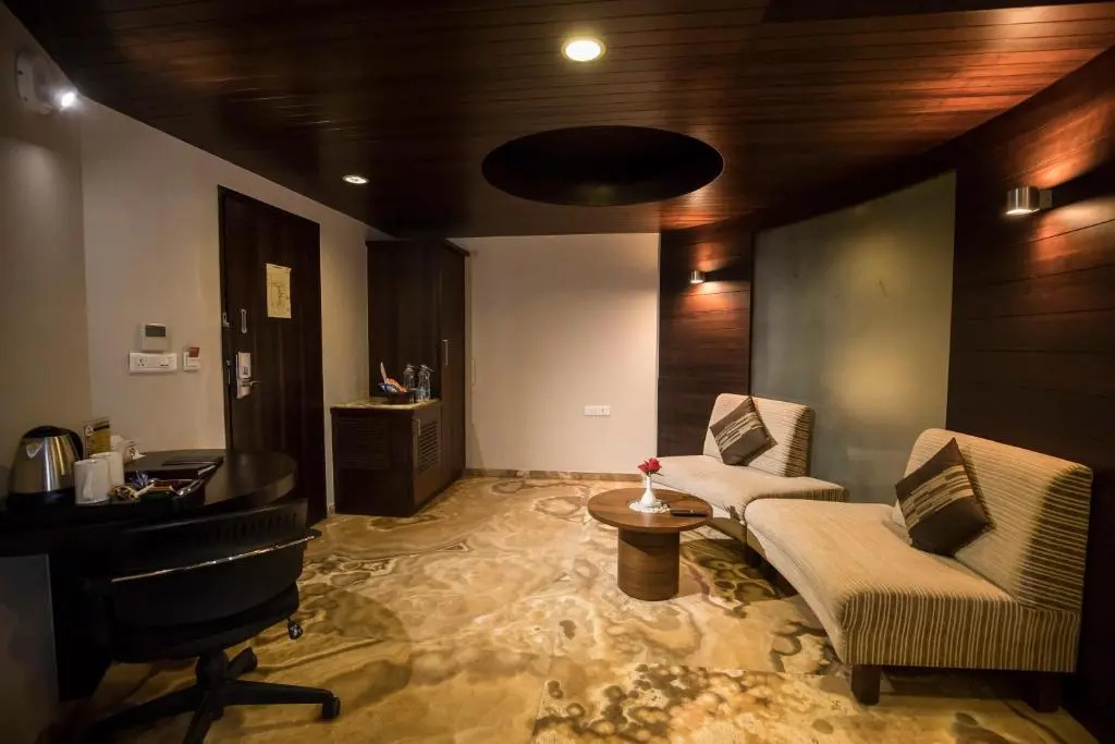 Bizz The Hotel
