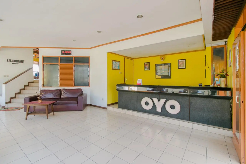 OYO 1996 Koneng Hotel