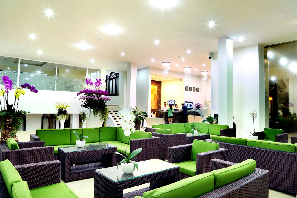 Thien Ha Hotel and Apartment