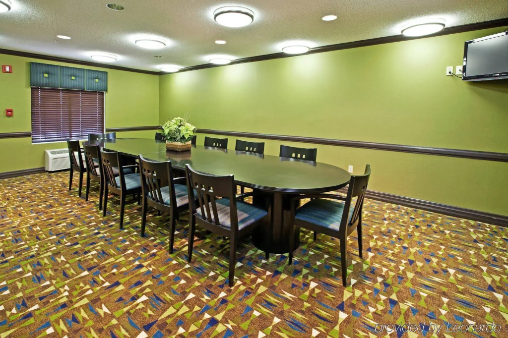Holiday Inn Express Hotel & Suites Madison by IHG
