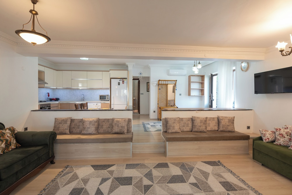 Beach Suites İçmeler Marmaris