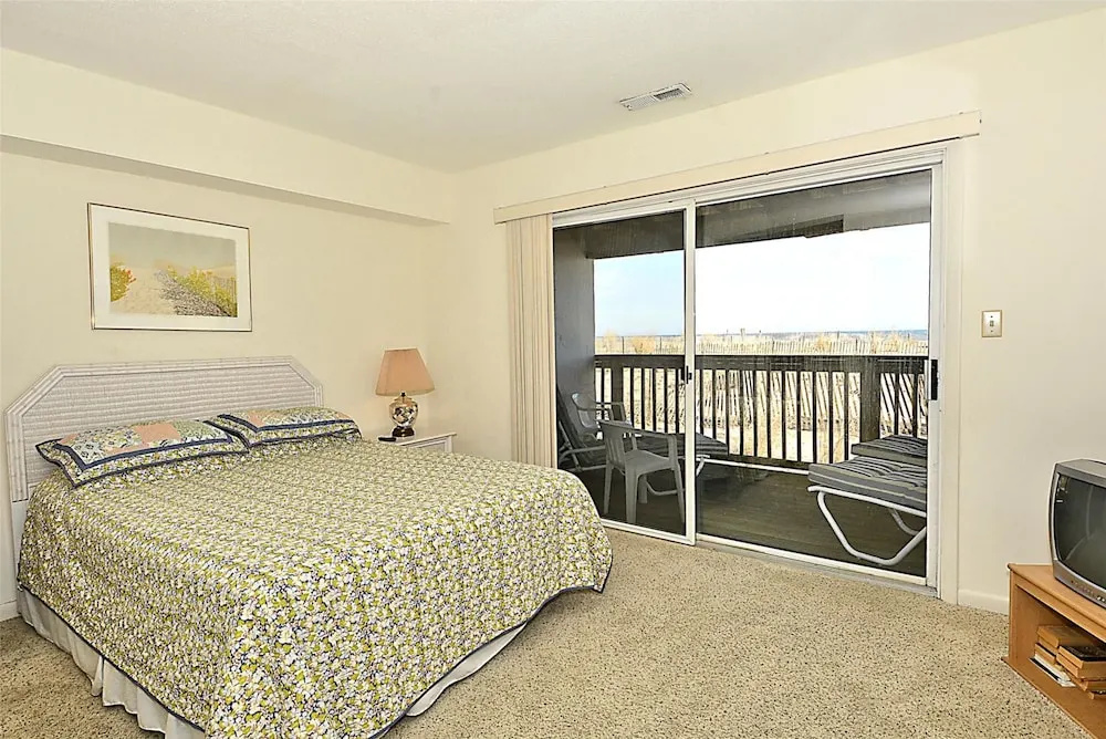 2 Swedes Street Bermuda Sea Mist Community by Long & Foster