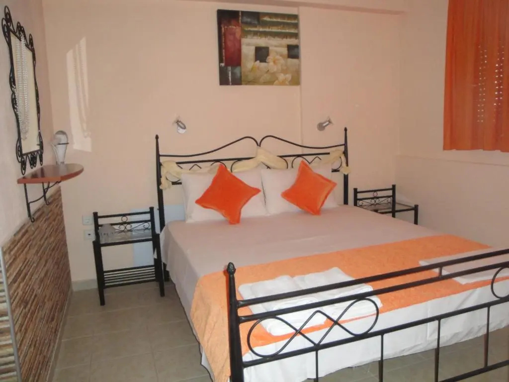Nestor Apartments