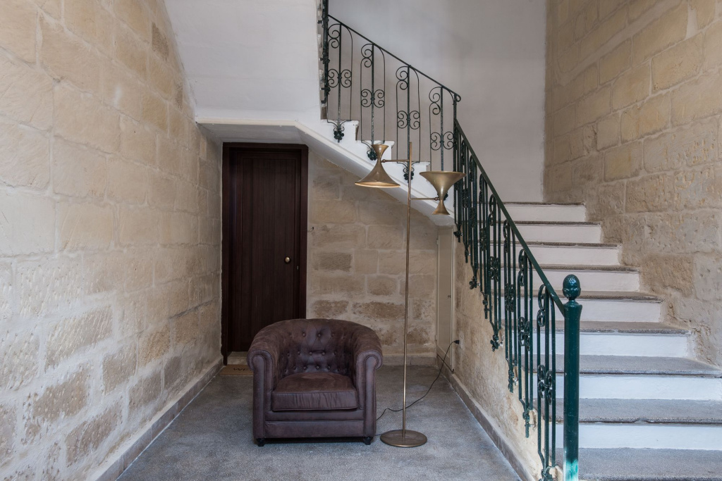 Ada Suites