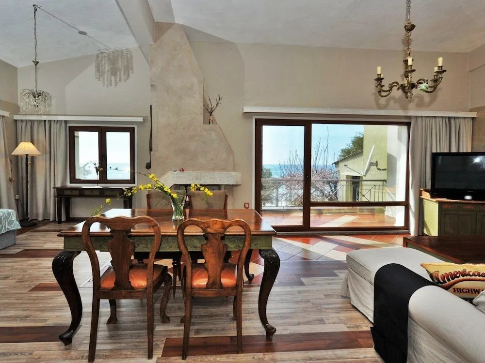 Lancaster Mansion - Aquarium Maisonette Fourka
