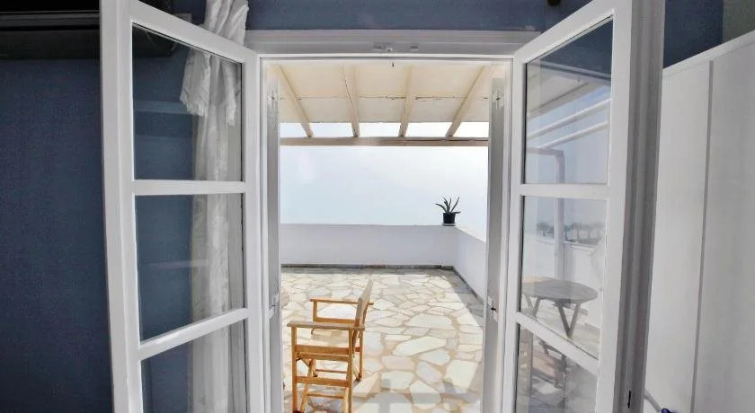 Paros Blue Dolphin FULLY RENOVATED by RIVEA GROUP