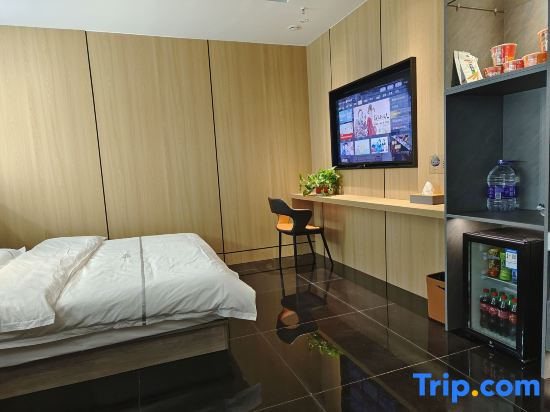 Xilinhot Yiyi Luxury Hotel