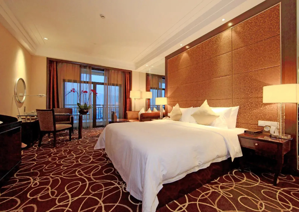 Howard Johnson Tongfang Plaza Zhuji