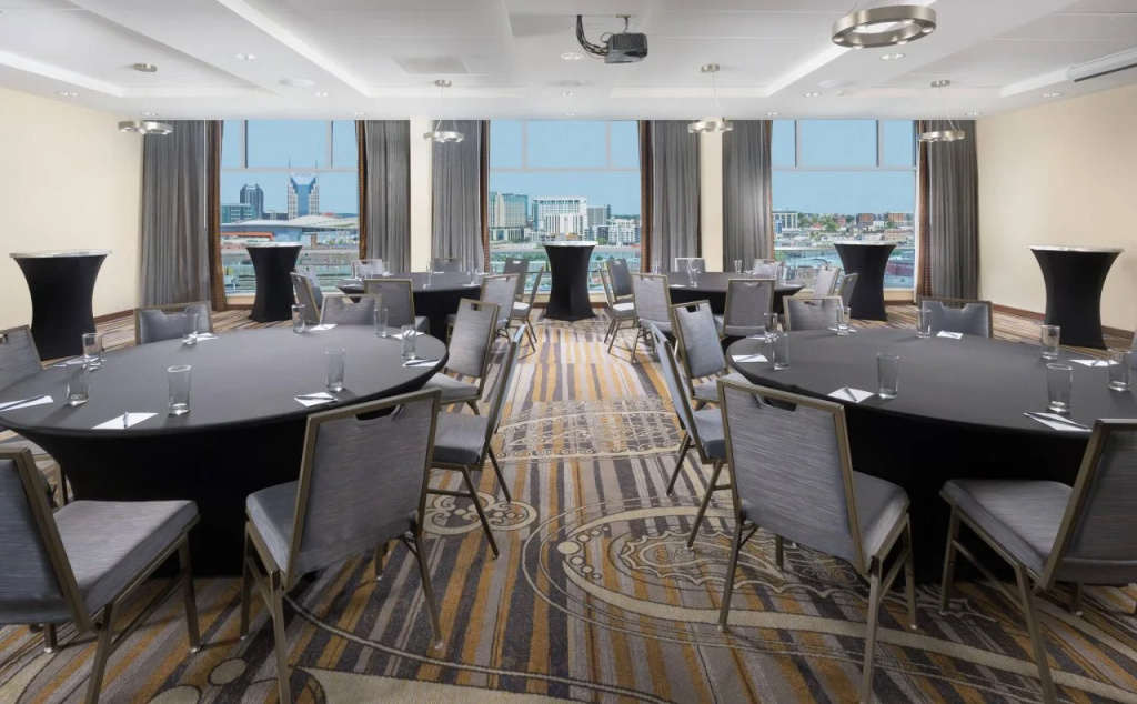 Fairfield Inn and Suites by Marriott Nashville Downtown/The Gulch