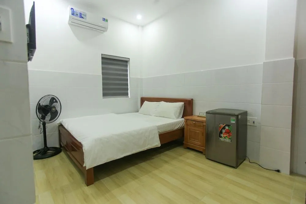 OYO 1068 Fussa Hostel and Apartment