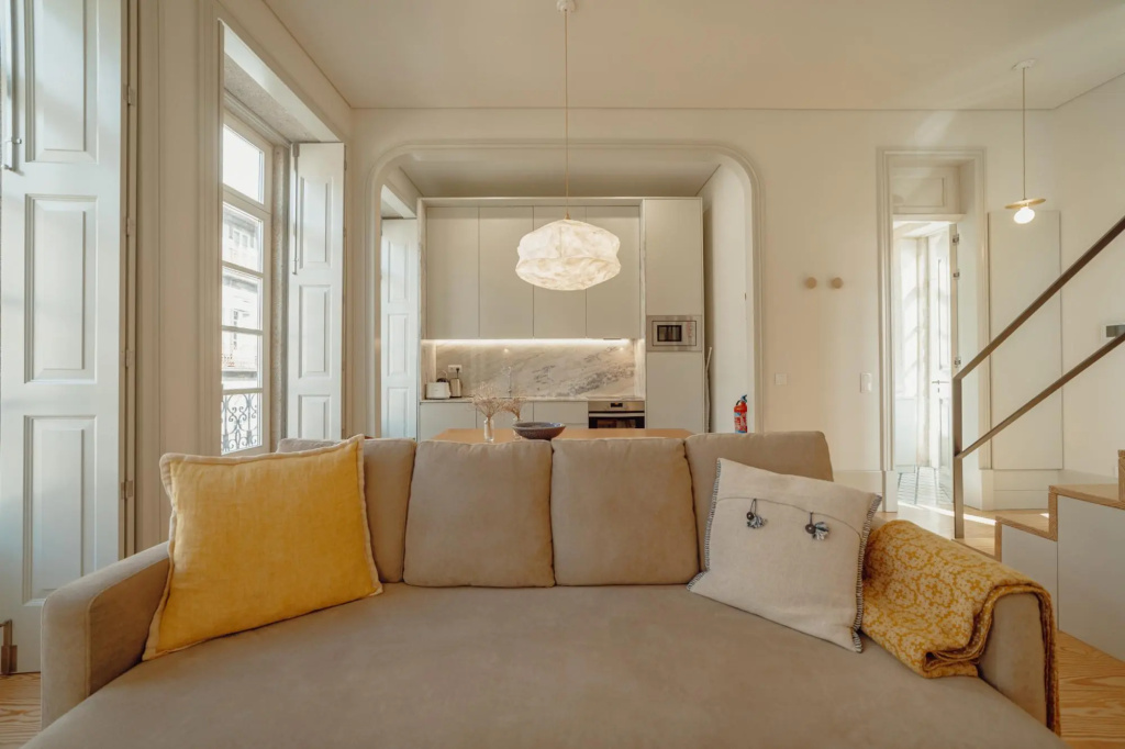 Downtown Deluxe Duplex by Homing