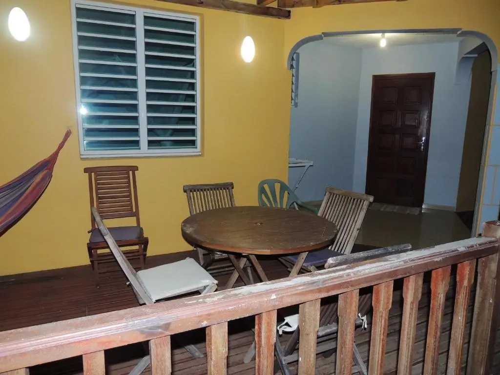 Appartement de 3 chambres avec piscine partagee jardin clos et wifi a Bouillante a 1 km de la plage