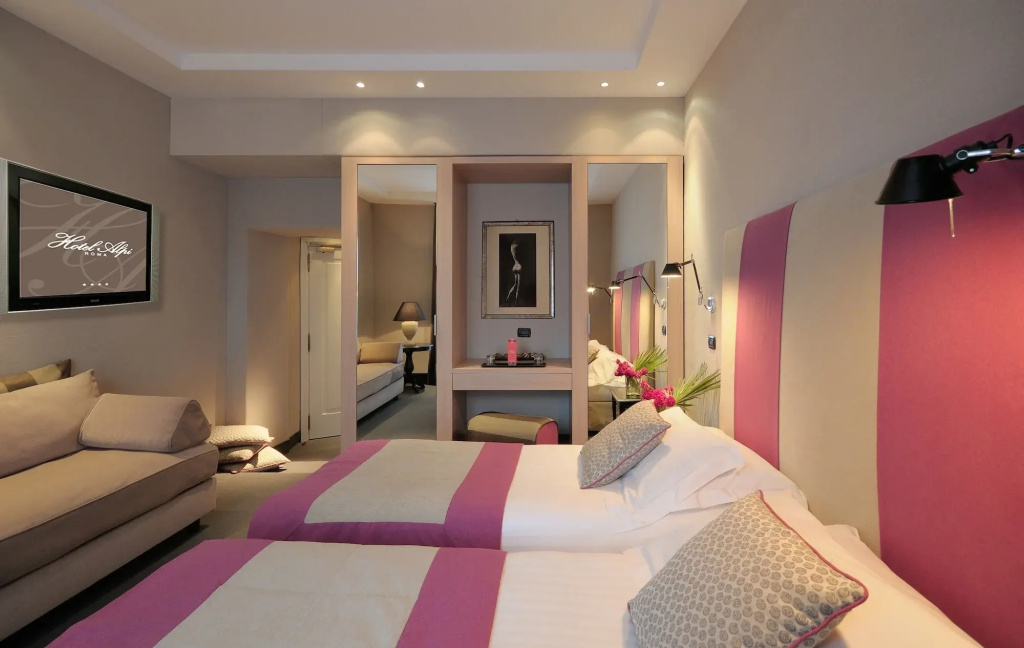 Alpi Hotel