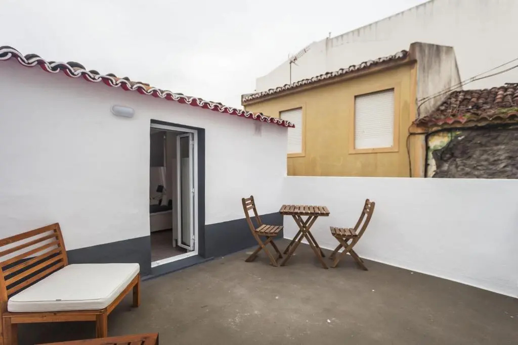 ANCO 56 - Cozy Retreat with Terrace