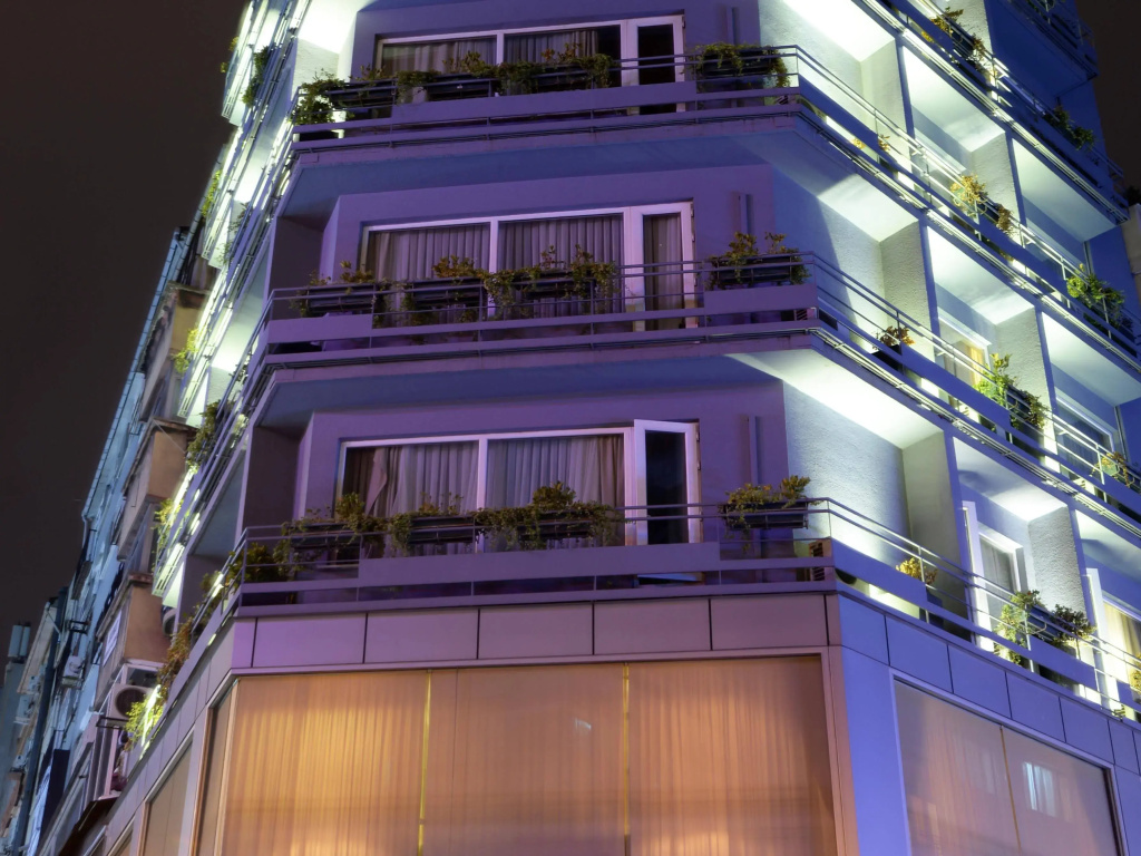 Nobel Hotel