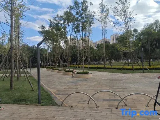 Huayu Yujian Homestay (Guangfu Road)