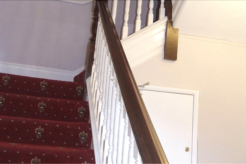 Torrs Hotel